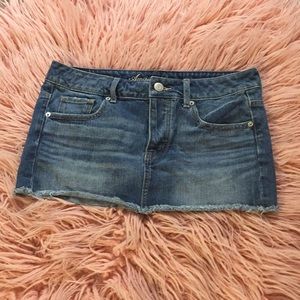 HALF PRICE ONE WEEK ONLY AMERICAN EAGLE jeanSkirt